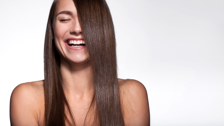 Estetyka włosów 2026: 5 trendów, które zdominują salony i&nbsp;łazienki 